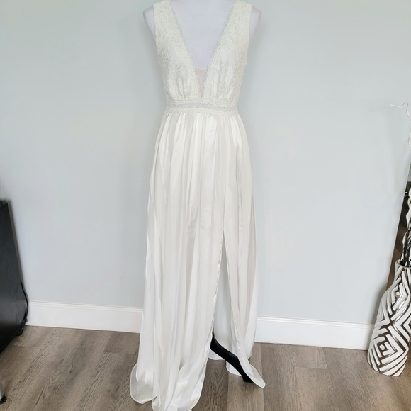 DOCE MARIA White Bridal Wedding Formal Beach Lace Sleeveless Zip Up Gown Small Women